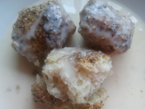 revayne-mede-klara-kovis-aranygaluska2